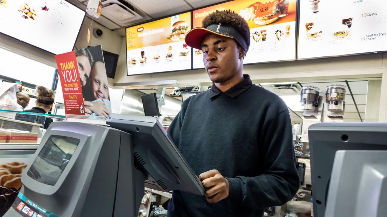 Fast food jobs that pay $15 an hour