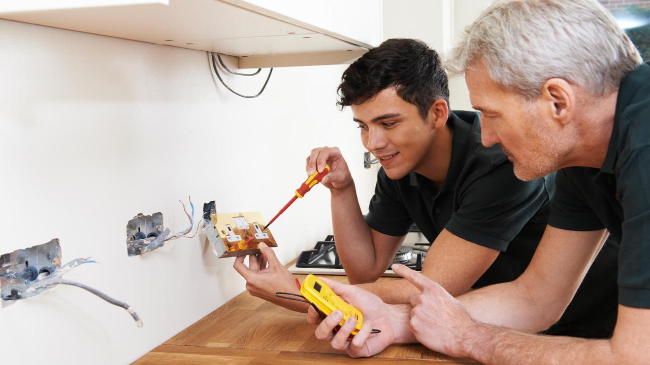 How to get a job as an electrical apprentice